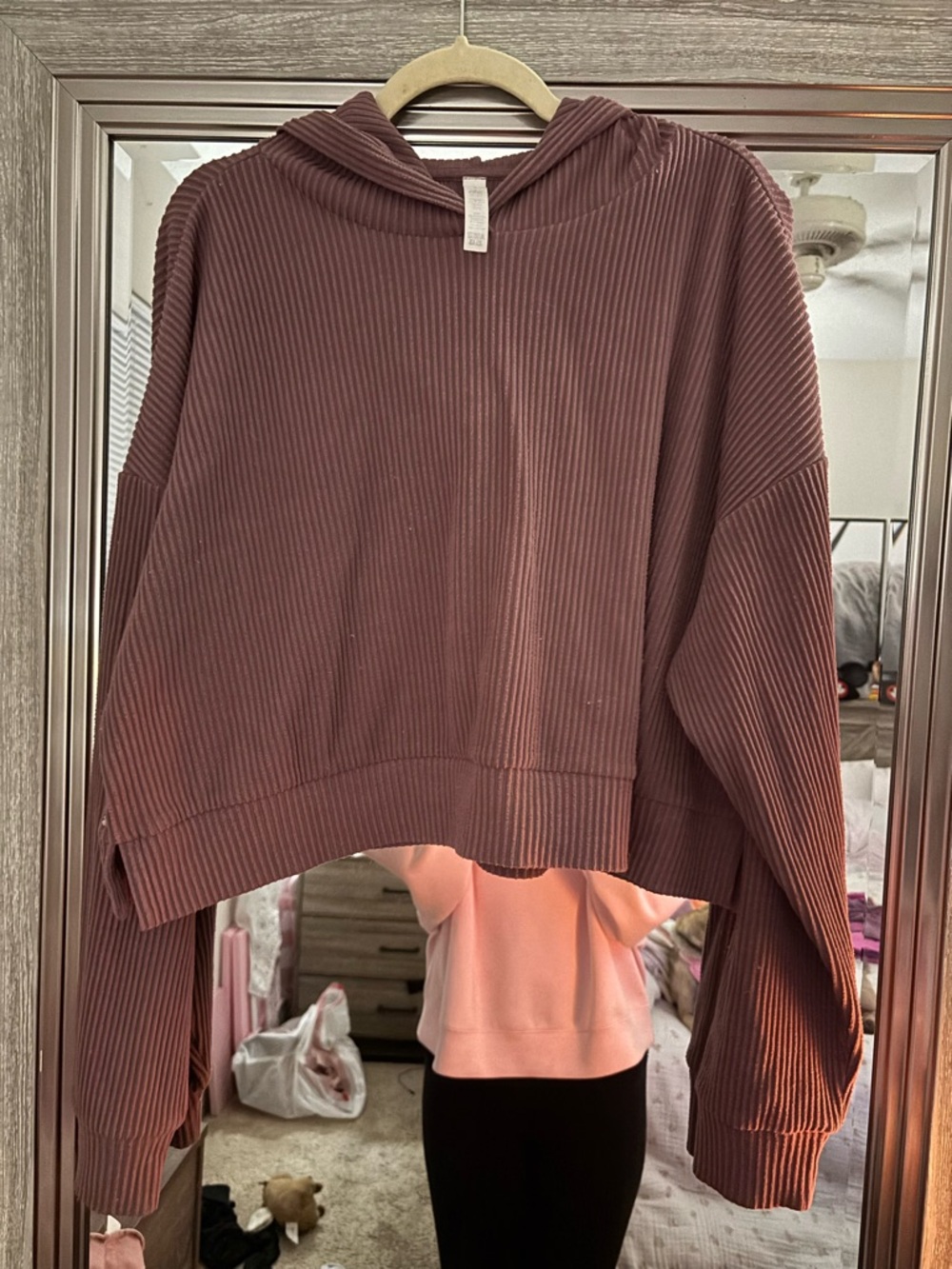ALO Yoga Ribbed Hooded Crop Sweater - Mauve